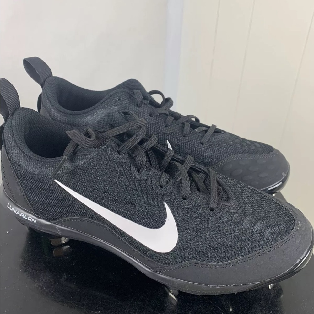 NIKE LUNAR HYPERDIAMOND  2 Pro Black Women Softball Cleats         Size 6.5 NEW